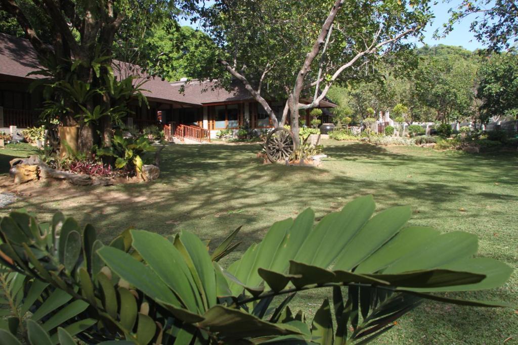 Sophia'S Garden Resort Корон Экстерьер фото